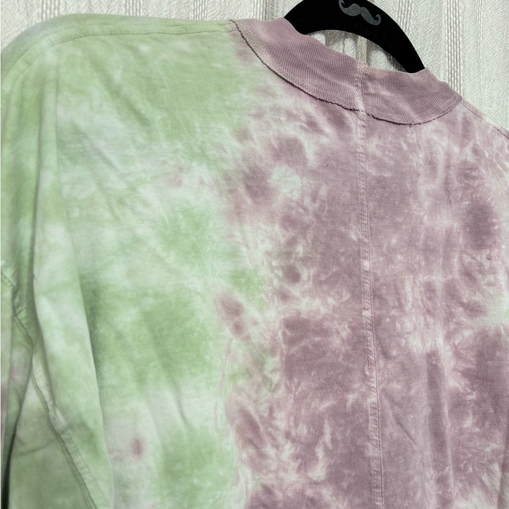 We The Free People Be Free Tie Dye Tee Green Purple Long Sleeve Top Boho M - Picture 11 of 12